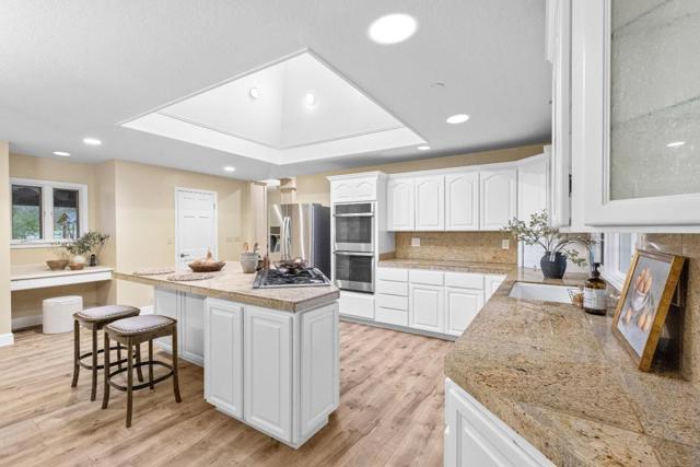 6915 Redwood Retreat Road, Gilroy CA: https://media.crmls.org/mediaz/6dded6fd-eae4-4827-bccd-65395bee61fd.jpg