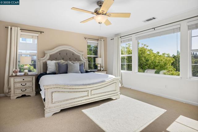 104 Silva Ct, Martinez CA: https://media.crmls.org/mediaz/6ddef9bd-0cd8-4832-9fd3-4624da336831.jpg