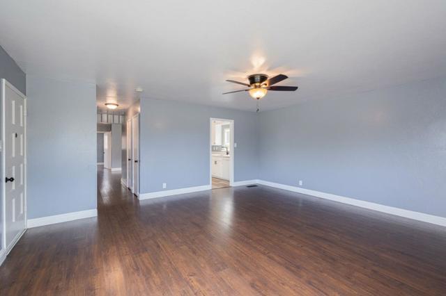 114 Iris Drive, Salinas CA: https://media.crmls.org/mediaz/6ddfd032-9baf-4e83-a8b1-c84856607543.jpg