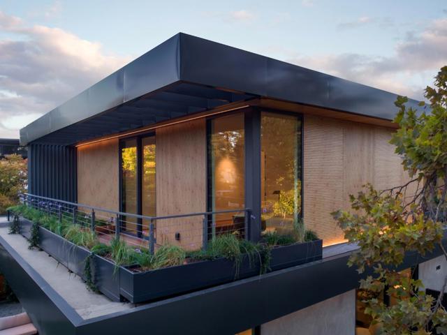 1480 Bryant Street, Palo Alto CA: https://media.crmls.org/mediaz/6de03527-de96-45ea-8368-8a67cc04760b.jpg