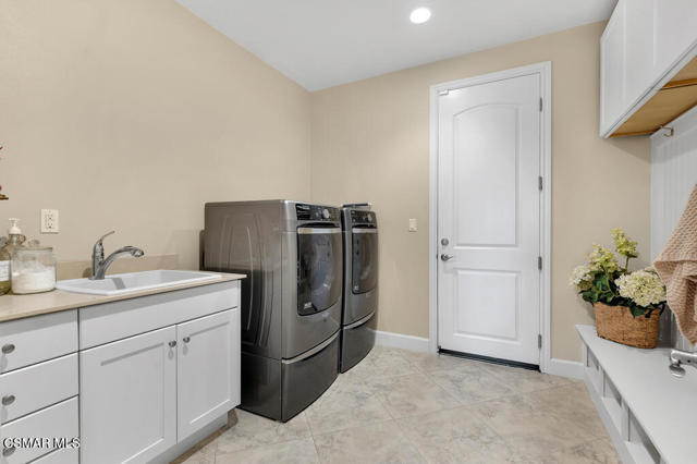 Image 62 of 93 For 6894 Copper Creek Place