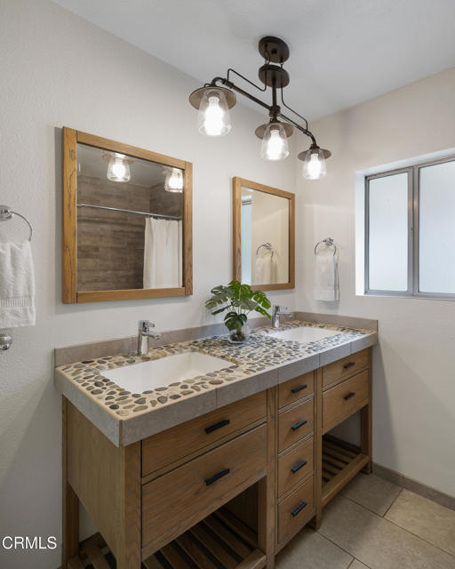 5345 Monterey Road, Los Angeles CA: https://media.crmls.org/mediaz/6de202da-aa45-411d-bf22-1593f43c2a6d.jpg