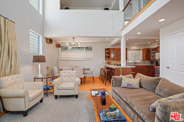 1533 18th Street, 5 photo 5
