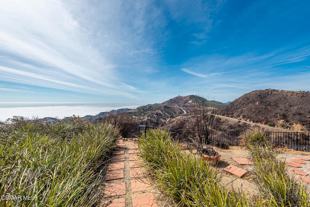 MLS #225000933 img 50