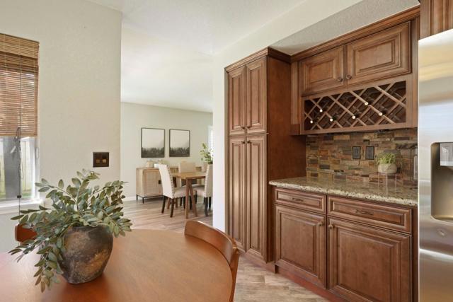 2610 Meadow Brook Lane, Tracy CA: https://media.crmls.org/mediaz/6de4aba3-25c5-4b03-ae8b-42c65ef31076.jpg