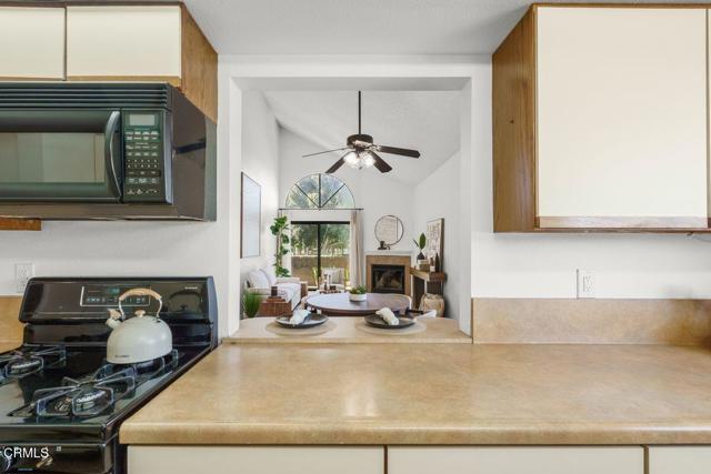 Detail Gallery Image 42 of 72 For 9540 Telegraph Rd #16,  Ventura,  CA 93004 - 3 Beds | 2 Baths