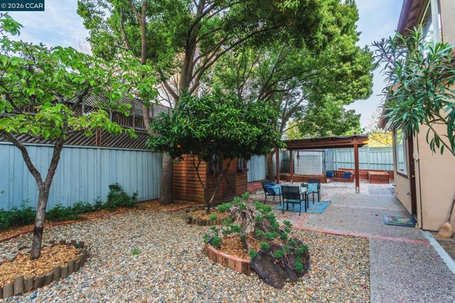 Image 30 of 35 For 7592 Meadow Ct