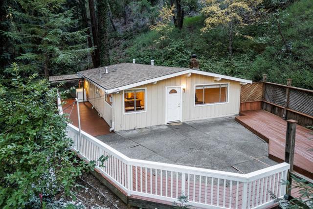 315 Paone Drive, Boulder Creek CA: https://media.crmls.org/mediaz/6de8d1ae-0ae7-45ef-9665-21b9d93fd6a5.jpg