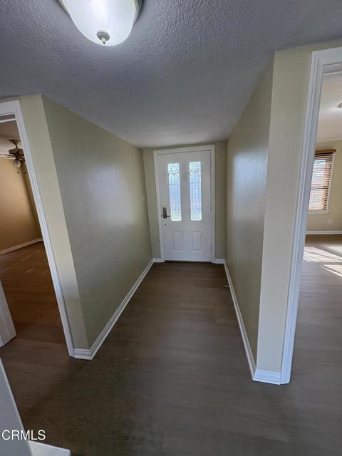 Detail Gallery Image 2 of 37 For 47 Natalie Way, Camarillo,  CA 93010 - 4 Beds | 2 Baths