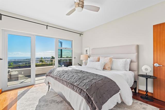 5259 Pacifica Dr, San Diego CA: https://media.crmls.org/mediaz/6ded7fe2-e560-43d6-bfea-2bae96143b54.jpg