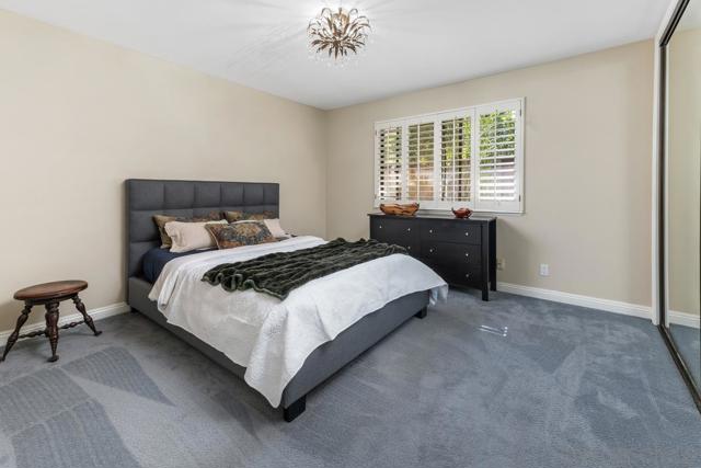 13627 Poway Springs Rd, Poway CA: https://media.crmls.org/mediaz/6ded9d84-2353-4717-a372-0d97608ba7f3.jpg