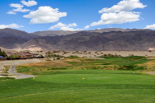 85701 Adria Drive, Indio CA: https://media.crmls.org/mediaz/6dee1843-7b6c-4092-ad74-c1c3e2ec2eae.jpg