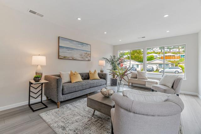4416 Callan Boulevard, Daly City CA: https://media.crmls.org/mediaz/6deeb854-4f3a-4cbd-a822-2e0fa2e28159.jpg