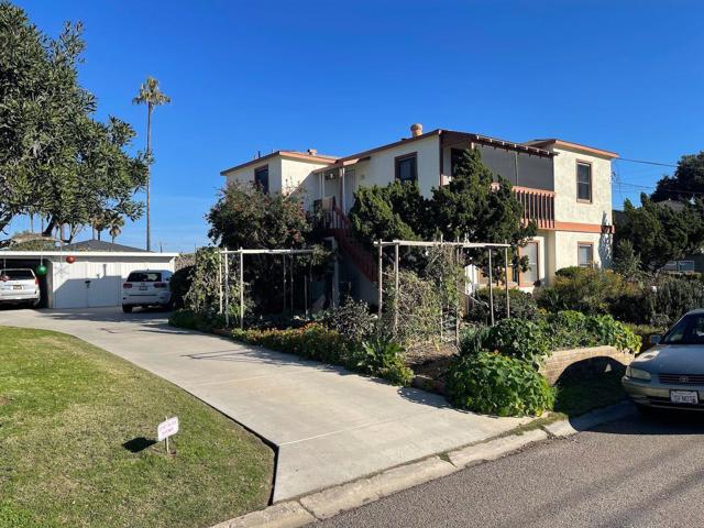 1918 Carmelina Dr, San Diego CA: https://media.crmls.org/mediaz/6deed71a-a7e5-4a44-94ec-d7719e612da5.jpg