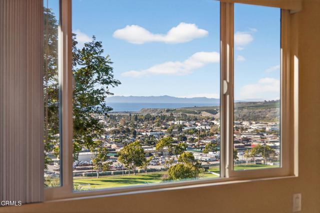 Detail Gallery Image 23 of 49 For 2277 Cayuse Ln, Ventura,  CA 93001 - 3 Beds | 2/1 Baths