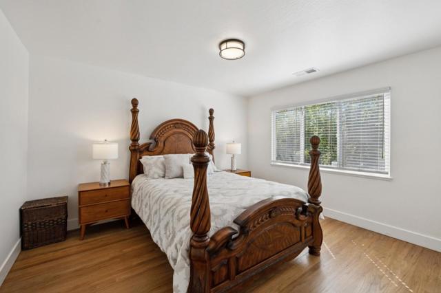 1304 Alicante Drive, Pacifica CA: https://media.crmls.org/mediaz/6def7446-8e5f-4b45-b0a4-984b7104f4c6.jpg