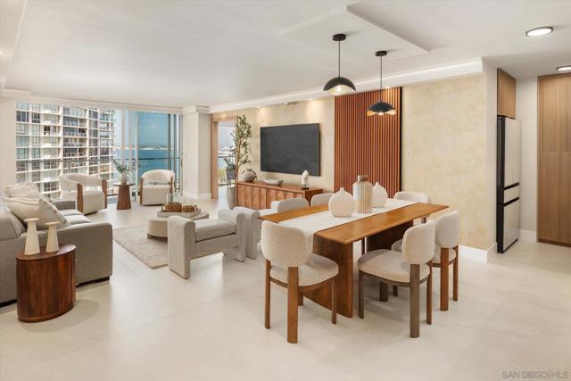 1830 Avenida del Mundo, Coronado CA: https://media.crmls.org/mediaz/6def8c31-fb34-428c-8b05-ed6118ac68a0.jpg