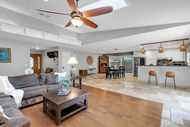 Image 4 of 52 For 6496 Bayberry Street