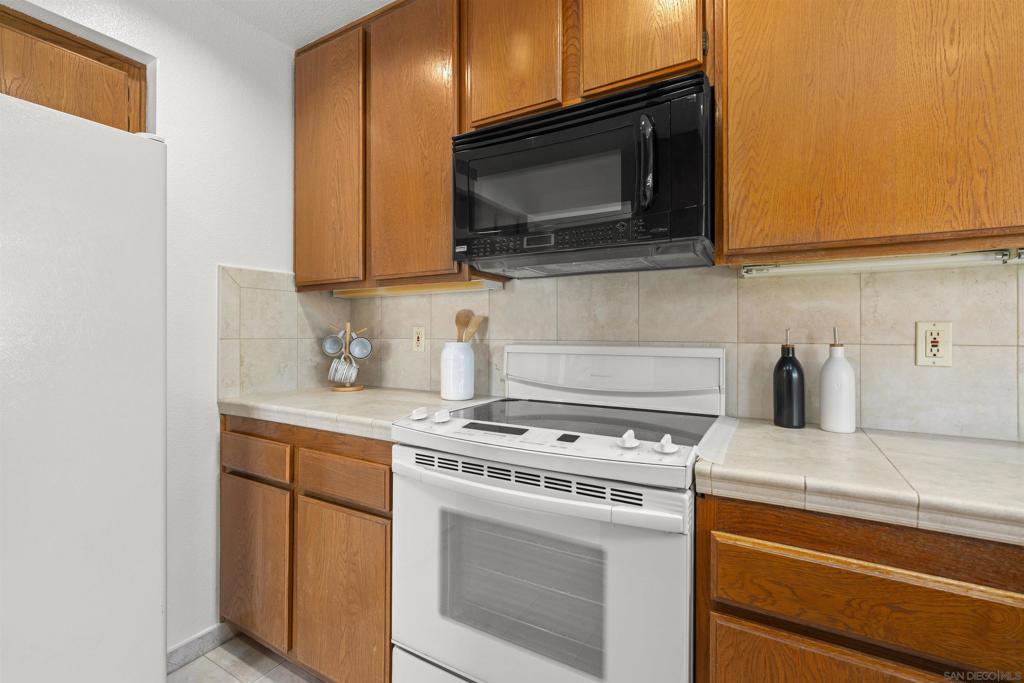 4185 Porte De Merano - photo 19