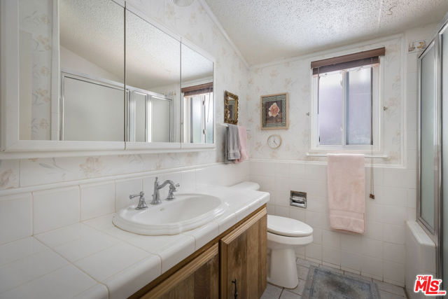 54 Robin Hood Place photo 27