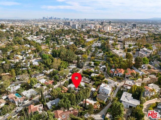 2276 La Granada Drive, Los Angeles CA: https://media.crmls.org/mediaz/6df1052d-06b3-46ae-a212-66f40258286c.jpg
