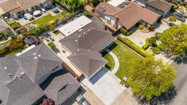 2667 Sutro Drive, San Jose CA: https://media.crmls.org/mediaz/6df15523-2331-465c-b127-d362f5ad67ab.jpg