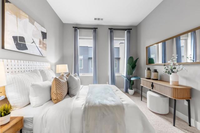 708 Thayer, Foster City CA: https://media.crmls.org/mediaz/6df28ca8-8154-4bab-88a9-c219bacbca6a.jpg