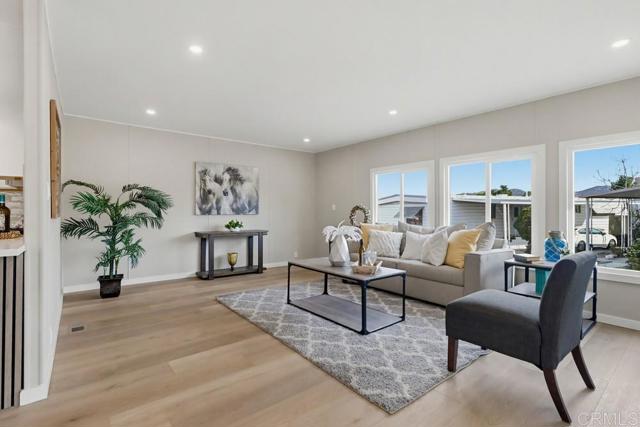 Detail Gallery Image 5 of 28 For 716 S 2nd St #175,  El Cajon,  CA 92019 - 2 Beds | 2 Baths