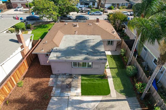 1183 Saratoga Avenue, East Palo Alto CA: https://media.crmls.org/mediaz/6df31234-450e-44fc-b121-060a3c723863.jpg