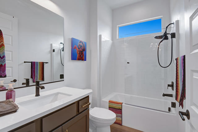 33 Magnum, Rancho Mirage, CA 92270