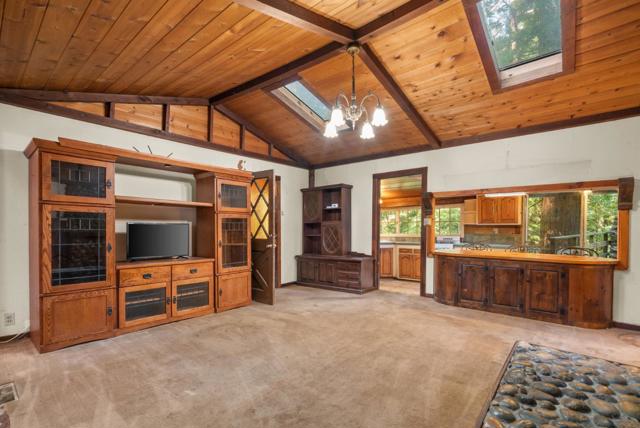 9609 E Zayante Road, Felton CA: https://media.crmls.org/mediaz/6df4068c-a349-4425-918e-f411baeee163.jpg