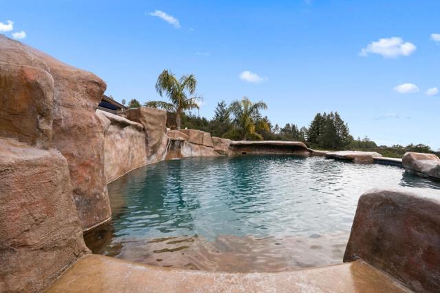 1061 Summit Road, Watsonville CA: https://media.crmls.org/mediaz/6df4e8b7-7845-4f5c-aa8c-a4f646dd9625.jpg