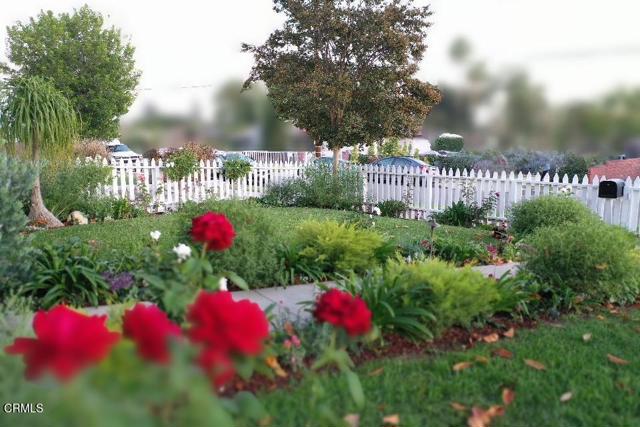 Detail Gallery Image 4 of 19 For 309 Acacia St, Altadena,  CA 91001 - 2 Beds | 2 Baths