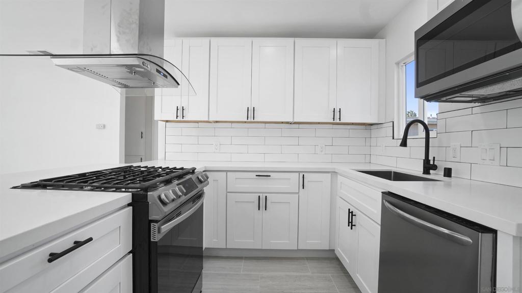 MLS #250042675SD image #6