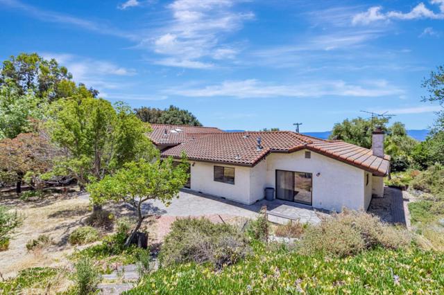 15231 Skyview Drive, San Jose CA: https://media.crmls.org/mediaz/6df61261-ff14-4227-8309-c4580b63a1e0.jpg