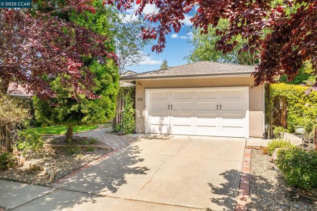 832 San Simeon Dr, Concord CA: https://media.crmls.org/mediaz/6df62b2b-5d0a-4ce9-b595-09df132de414.jpg