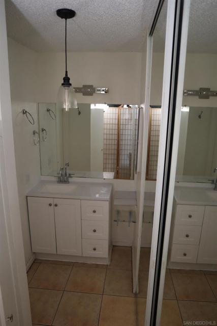 Image 1 of 41 For 3549 Castle Glen Dr  119