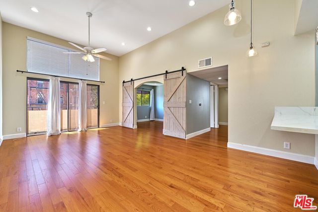 326 S Manhattan Place, Los Angeles CA: https://media.crmls.org/mediaz/6df7de23-baa8-4ba0-b1b8-492fcbb1e7c6.jpg