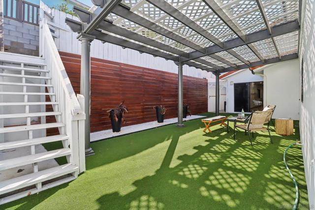 4367 Summit Dr, La Mesa CA: https://media.crmls.org/mediaz/6df844e1-86e2-4f74-a2f8-df30d2790735.jpg