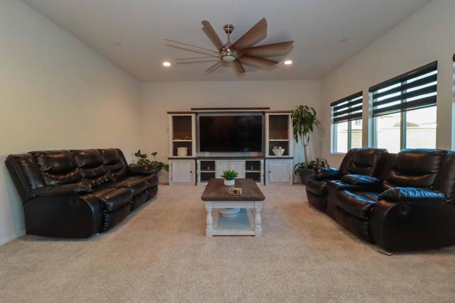 Image 6 of 48 For 44644 Melkesian Boulevard
