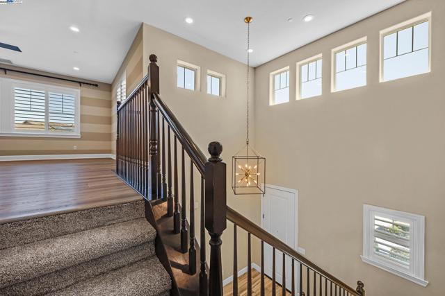 3838 Santa Fe Lane, Tracy CA: https://media.crmls.org/mediaz/6dfa765c-a18a-453b-b123-a7a6bb4c4ff4.jpg