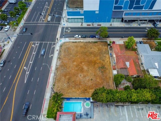 7911 Orangethorpe Avenue, Buena Park CA: https://media.crmls.org/mediaz/6dfa779b-8c21-4623-98d3-e02e1b9f1bb5.jpg