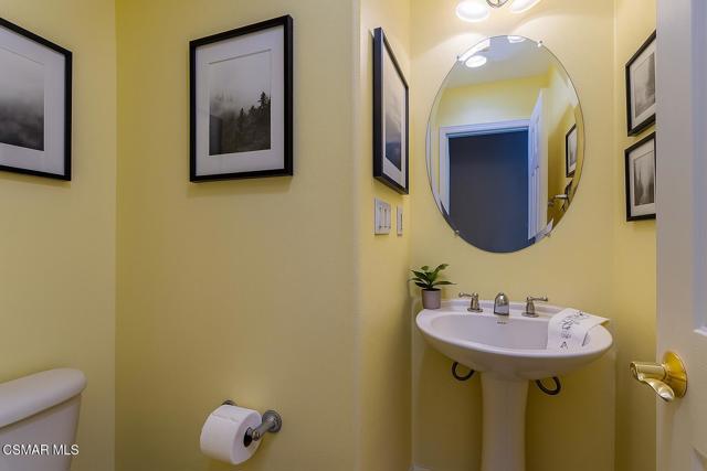 3343 Shadetree Way, Camarillo CA: https://media.crmls.org/mediaz/6dfd0cf2-36a3-4306-bb1c-95a10678370c.jpg
