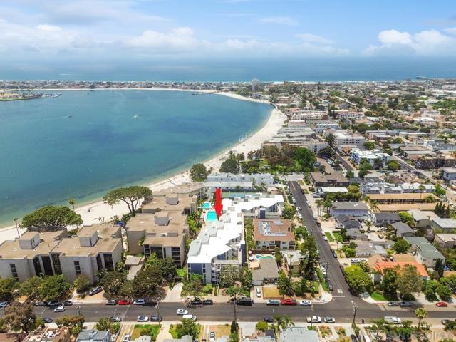 4016 Gresham St, San Diego CA: https://media.crmls.org/mediaz/6dfda69b-f9ef-4429-8cd8-8bb4549c17df.jpg