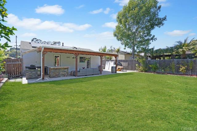 4533 Olive Avenue, La Mesa CA: https://media.crmls.org/mediaz/6dfe91dc-8175-4472-93ce-3c921a075fd3.jpg