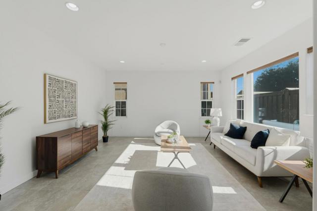 1512 Hayden Street, Hayward CA: https://media.crmls.org/mediaz/6dff27df-232c-4ec5-af54-29fde366a6d7.jpg