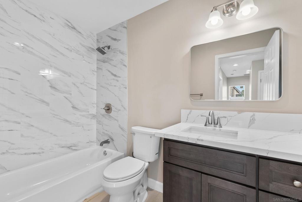 MLS #250024356SD img 16