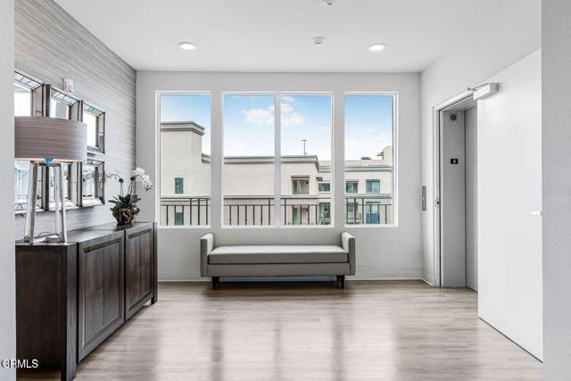 2810 Wagon Wheel Road, Oxnard CA: https://media.crmls.org/mediaz/6e01a514-2423-4b24-a7ad-6f75e390e646.jpg