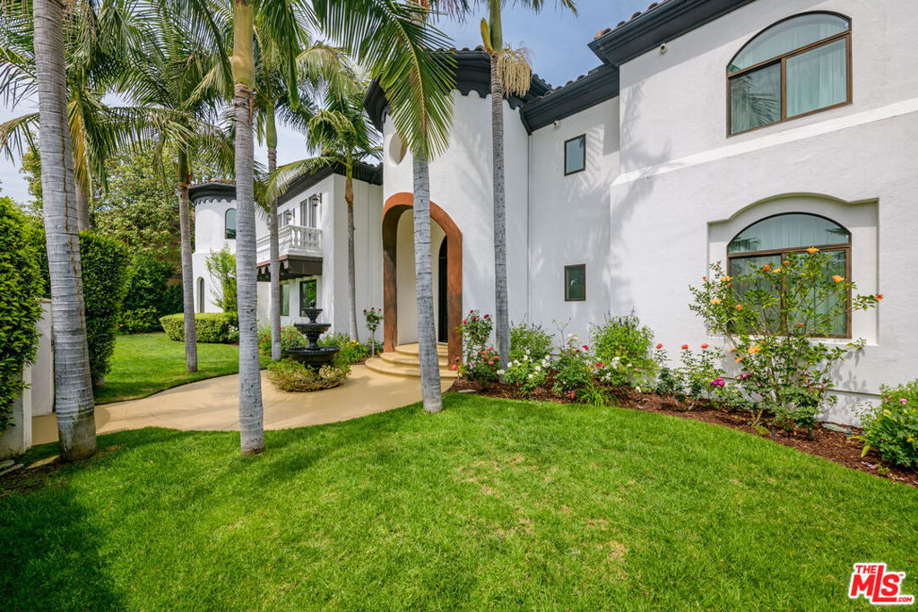 4705 Los Feliz Boulevard