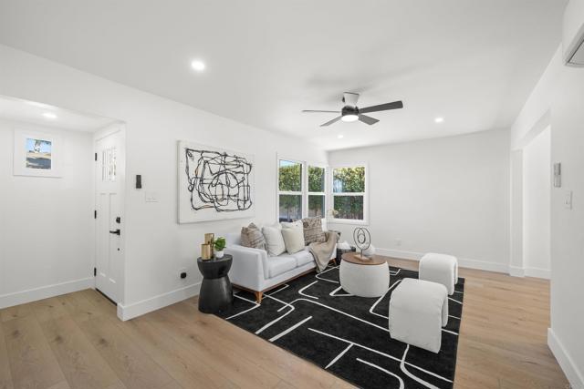 4138 Blackton Dr, La Mesa CA: https://media.crmls.org/mediaz/6e034114-b969-4d4a-beee-55c01e5bd33d.jpg
